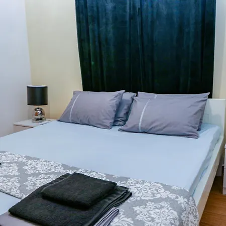 Lana'S House Homestay *