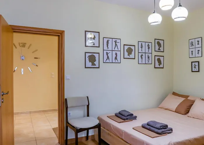 Lana's House * Rhodes City