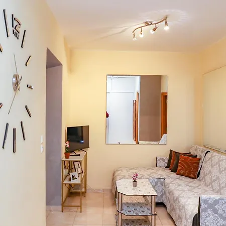 Lana's House 홈스테이 Rhodes City